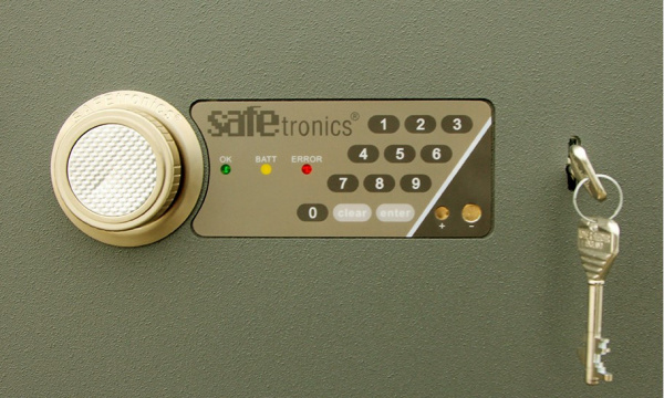 Взломостойкий сейф Safetronics NTR-39EMs